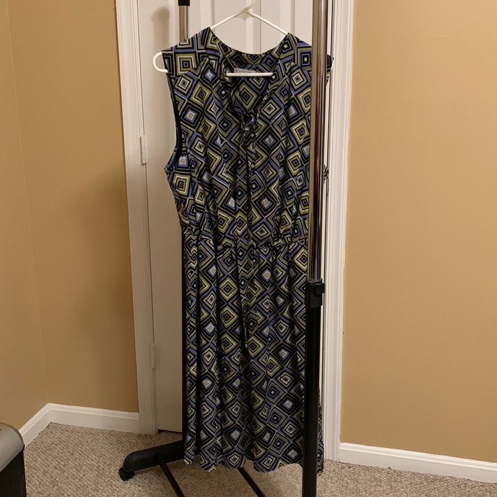 Sleeveless dress, work appropriate